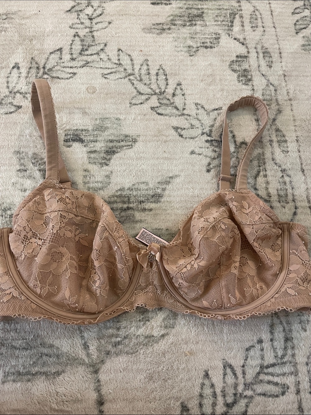 Victoria’s Secret body by Victoria nude lace unlined Demi 38D